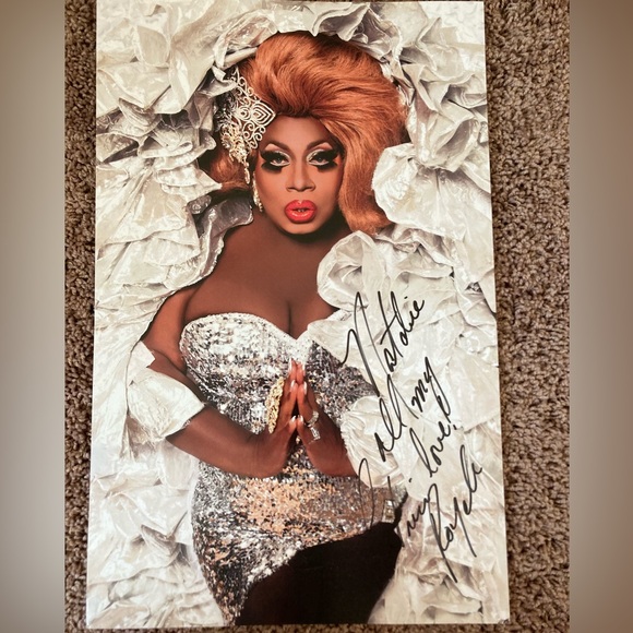Drag Queen Autographed Prints - Picture 4 of 4